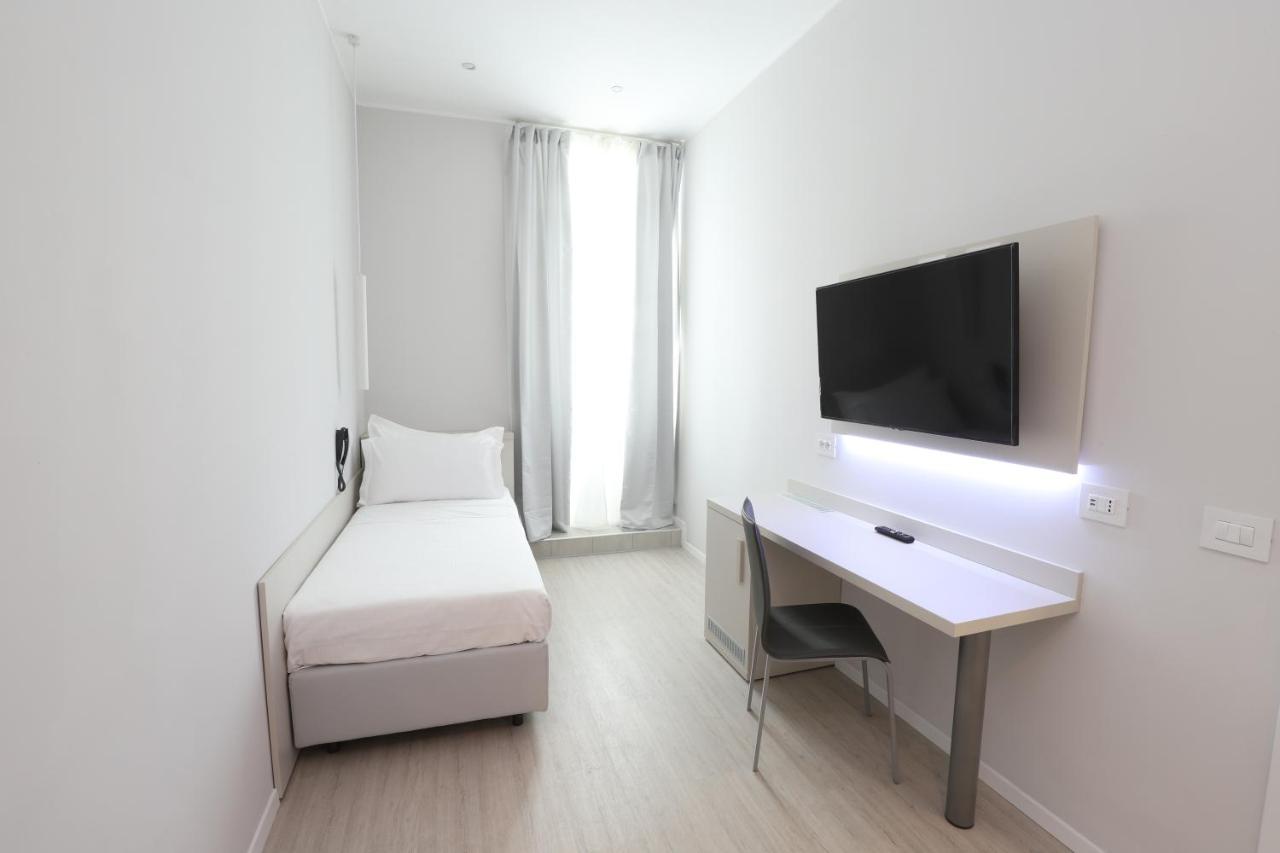 Cadorna Luxury Hotel Milan Exterior photo