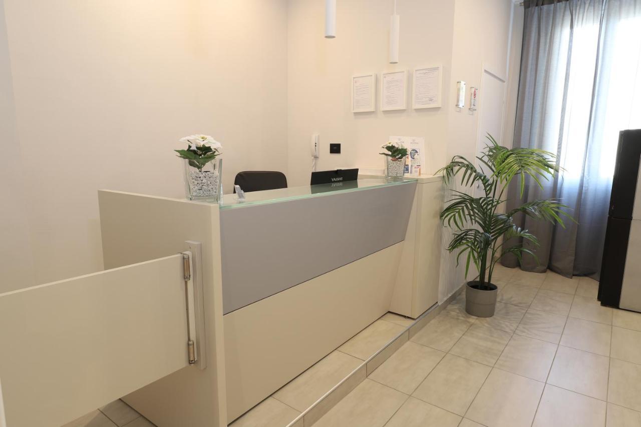 Cadorna Luxury Hotel Milan Exterior photo