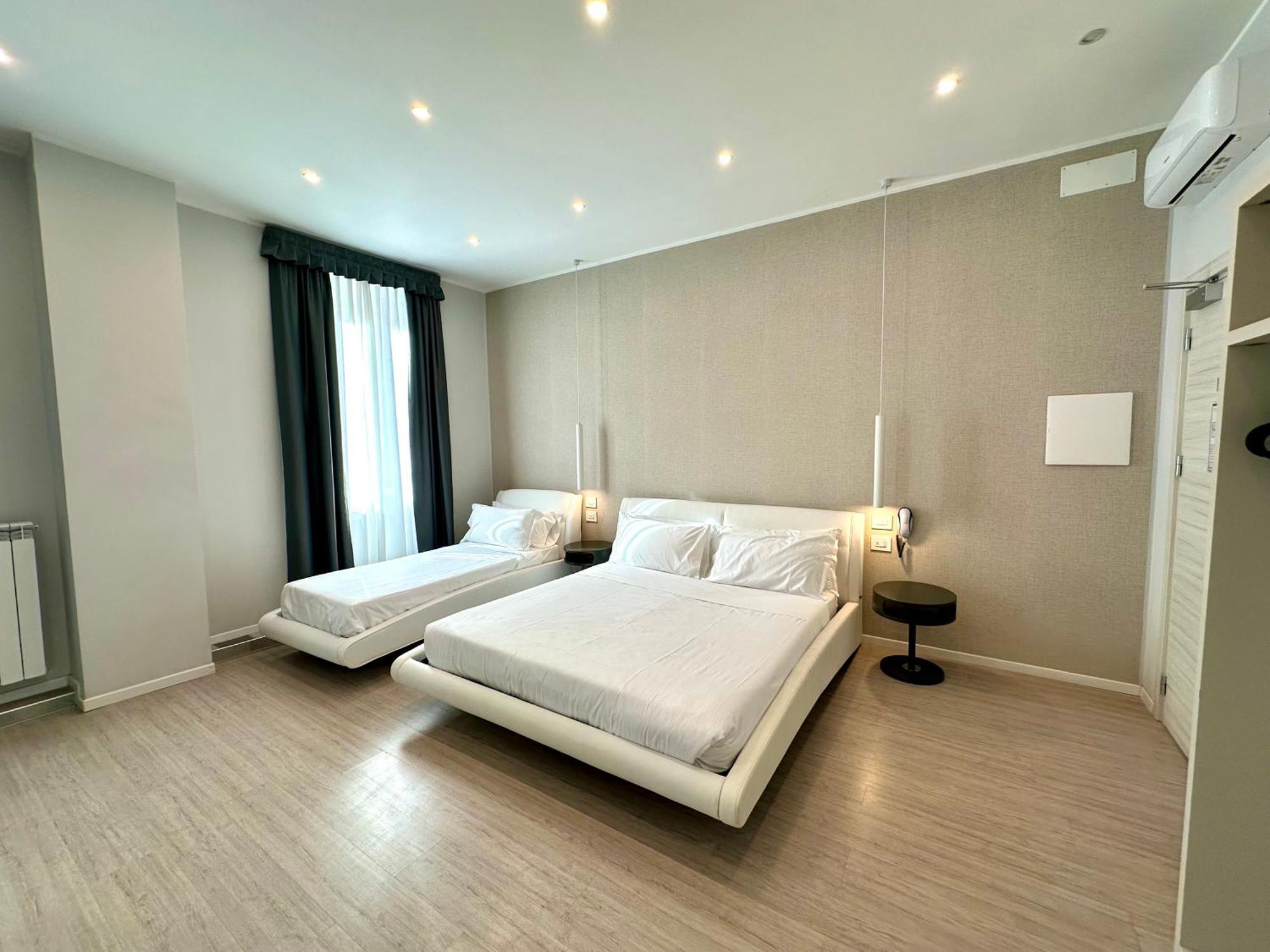 Cadorna Luxury Hotel Milan Exterior photo